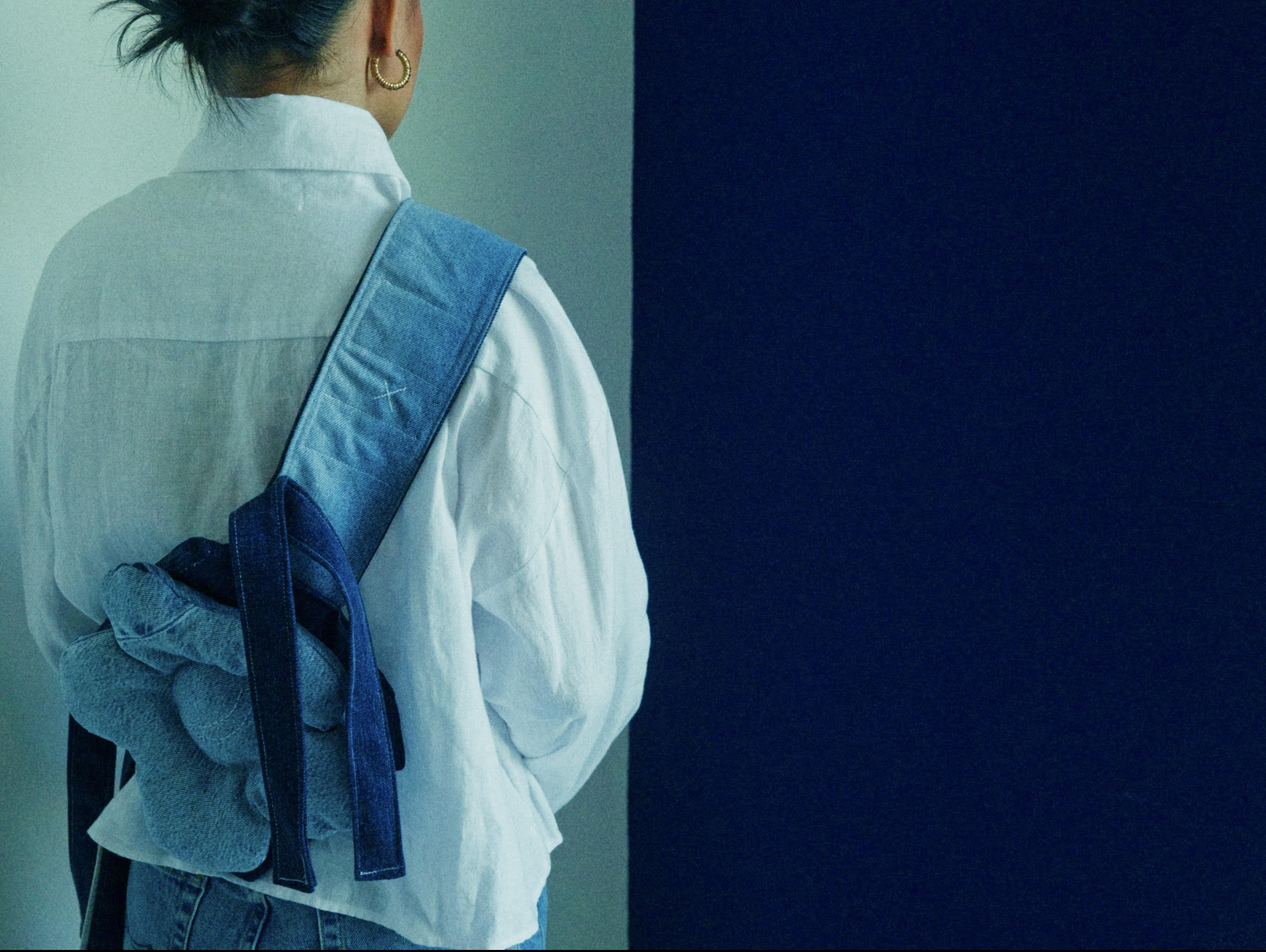 MUSE UM Concept - A bag of thoughtfully crafted Kings Of Indigo details.