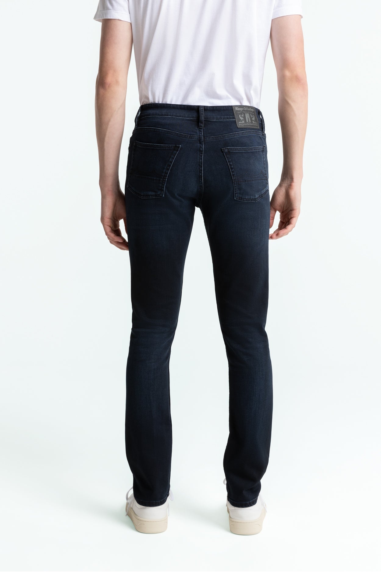 JOHN | BLUE BLACK WORN - Kings Of Indigo