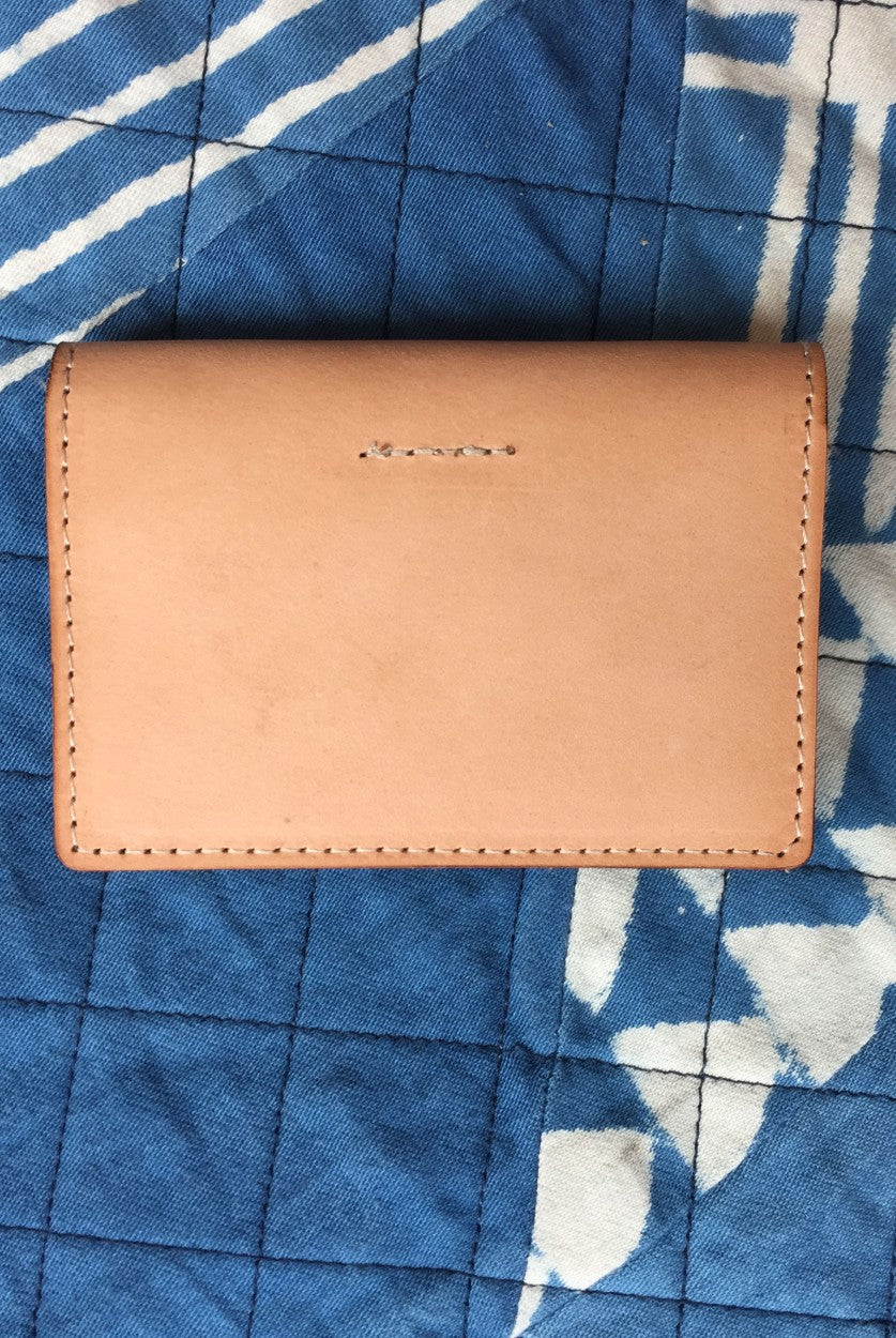 CARD HOLDER | NUDE