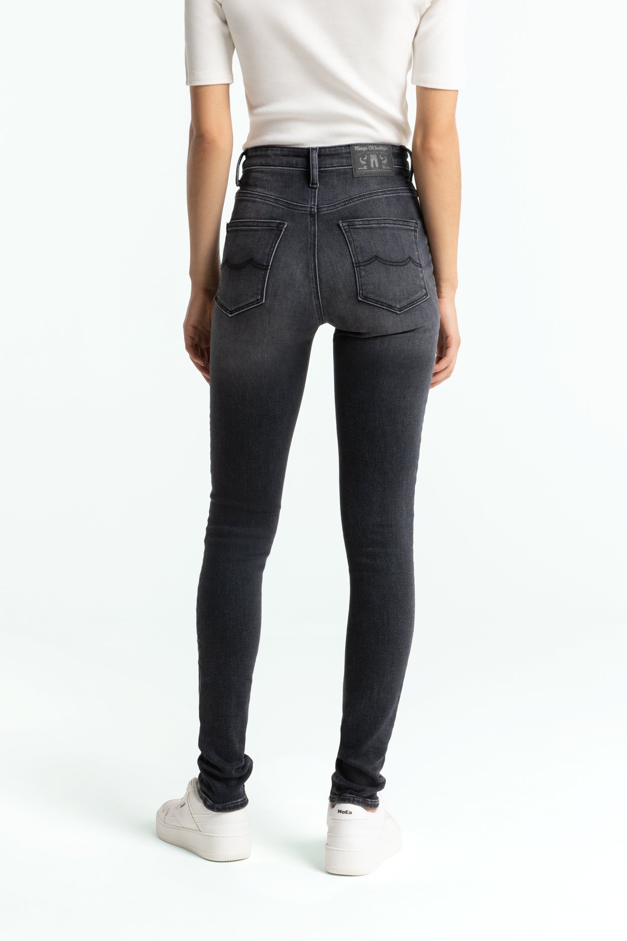 CHRISTINA HIGH | ROVER VINTAGE BLACK - Kings Of Indigo