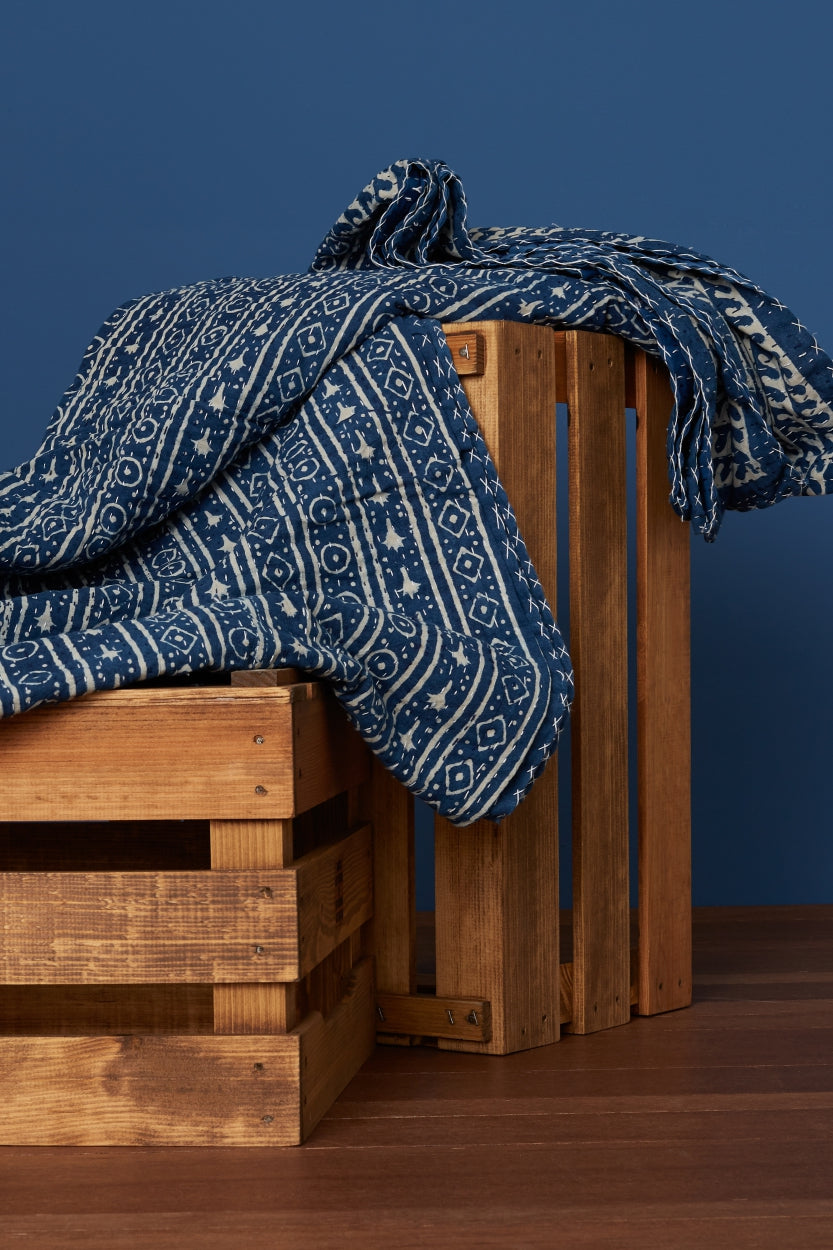 BLANKET | WOODBLOCK INDIGO DYE - Kings Of Indigo