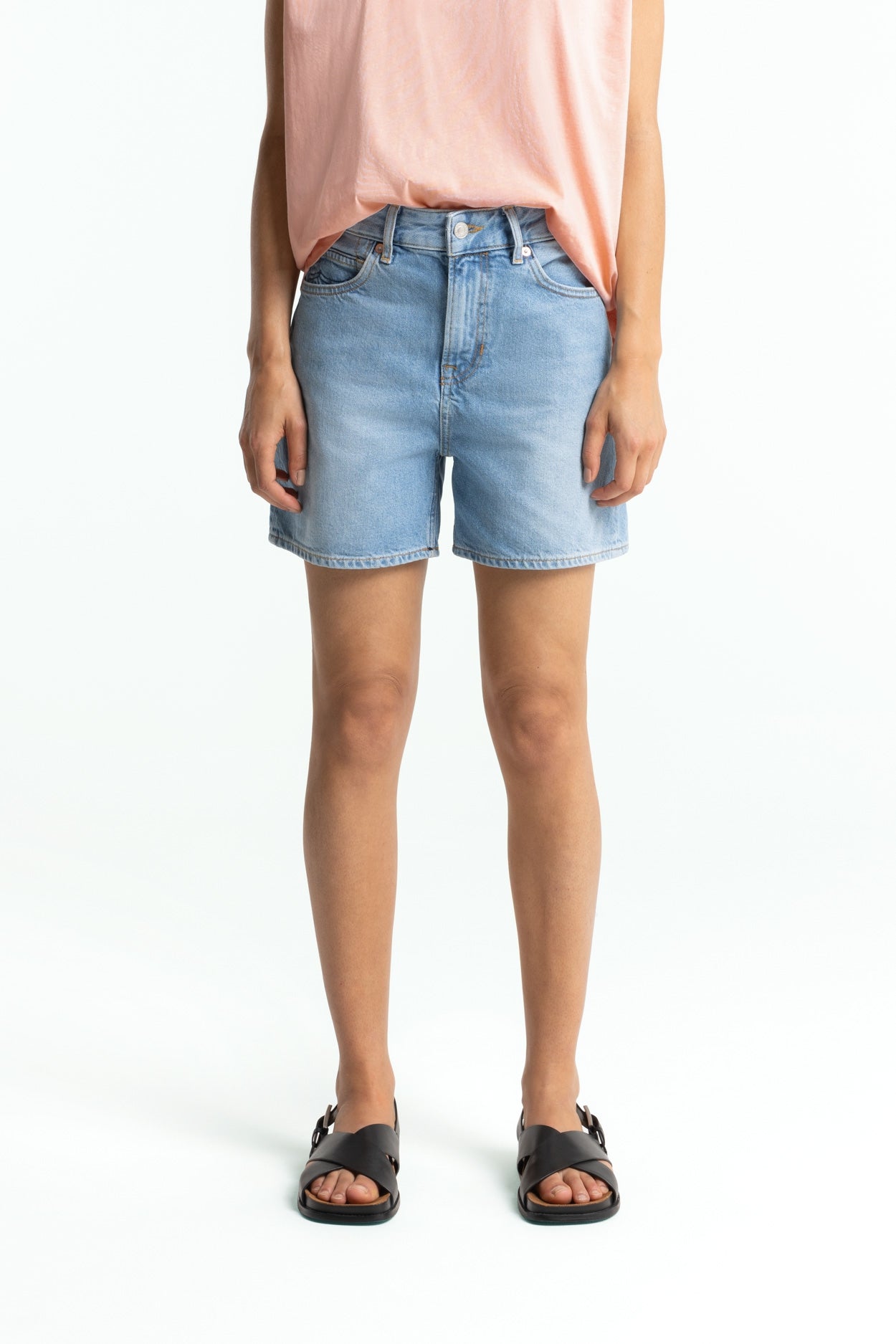 LIORA SHORT | SANIBEL LIGHT - Kings Of Indigo