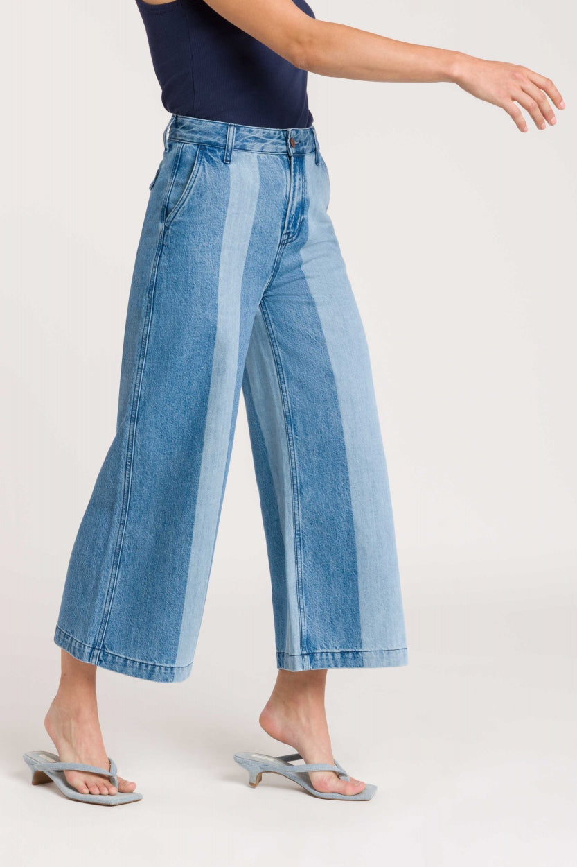 LILIBET CROPPED | BLUE REEF PANEL - Kings Of Indigo