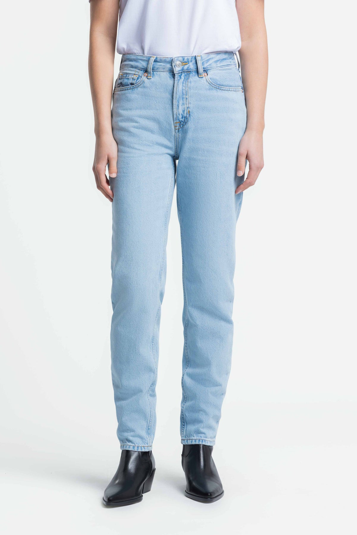 CAROLINE CROPPED | BLUE REEF SUPER LIGHT USED