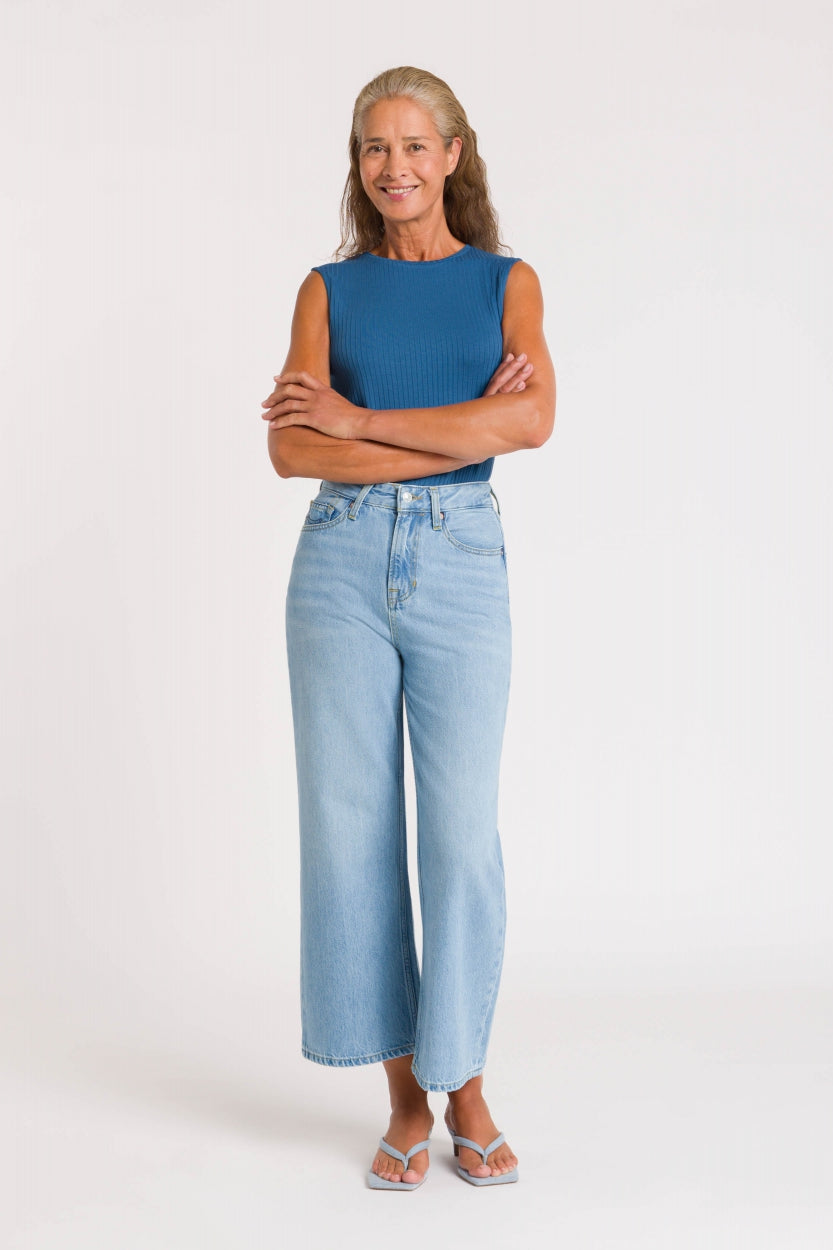ELISABETH CROPPED | BLUE REEF SUPER LIGHT USED - Kings Of Indigo