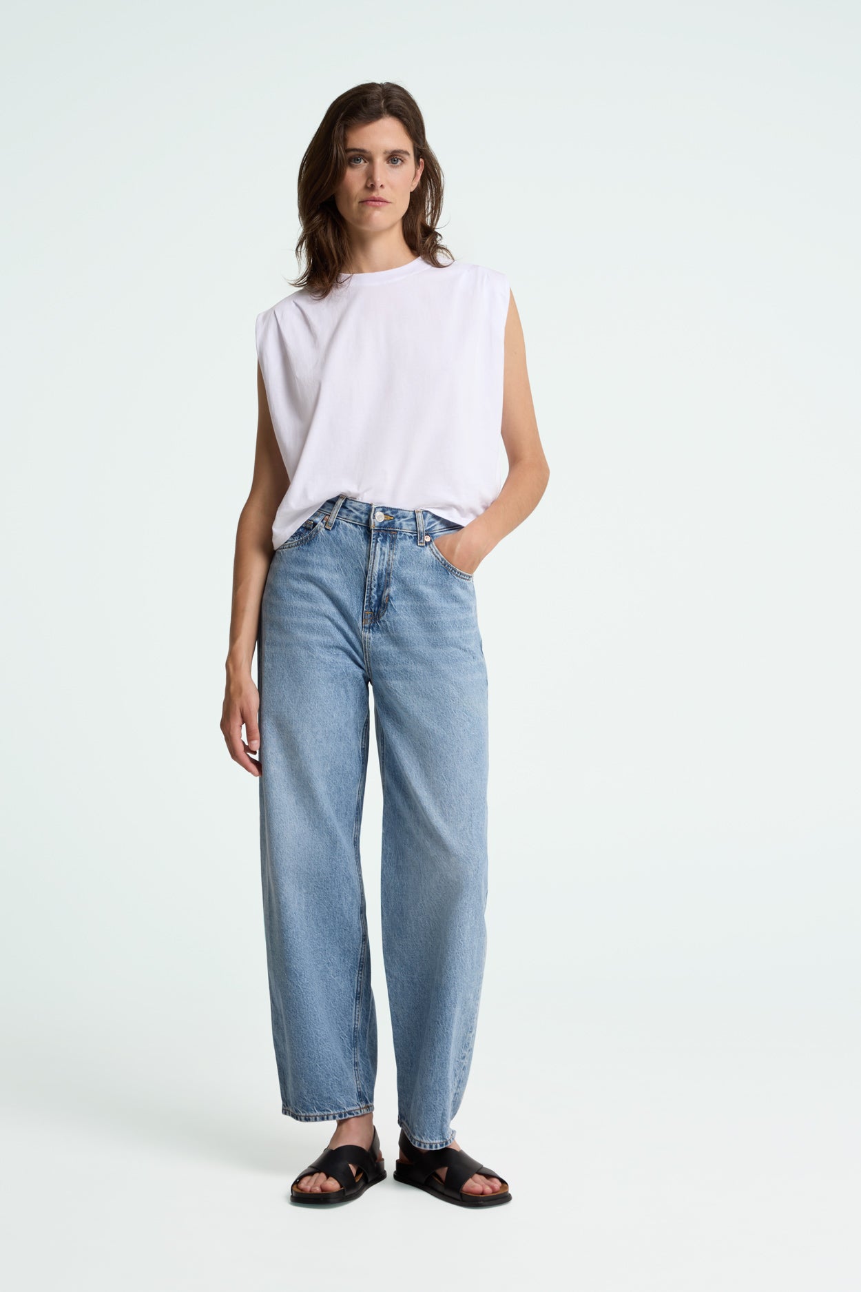 LEILA | CINDY LIGHT USED - Kings Of Indigo