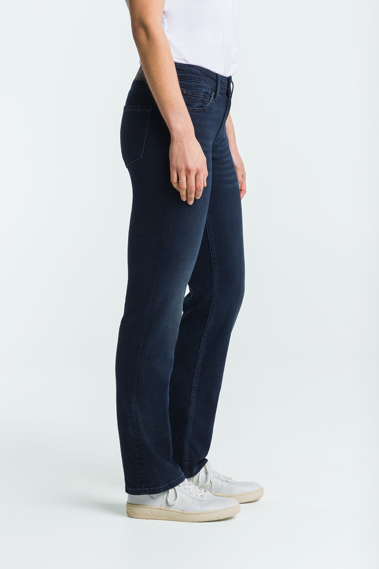 EMIKO | OLESYA BLUE BLACK - Kings Of Indigo