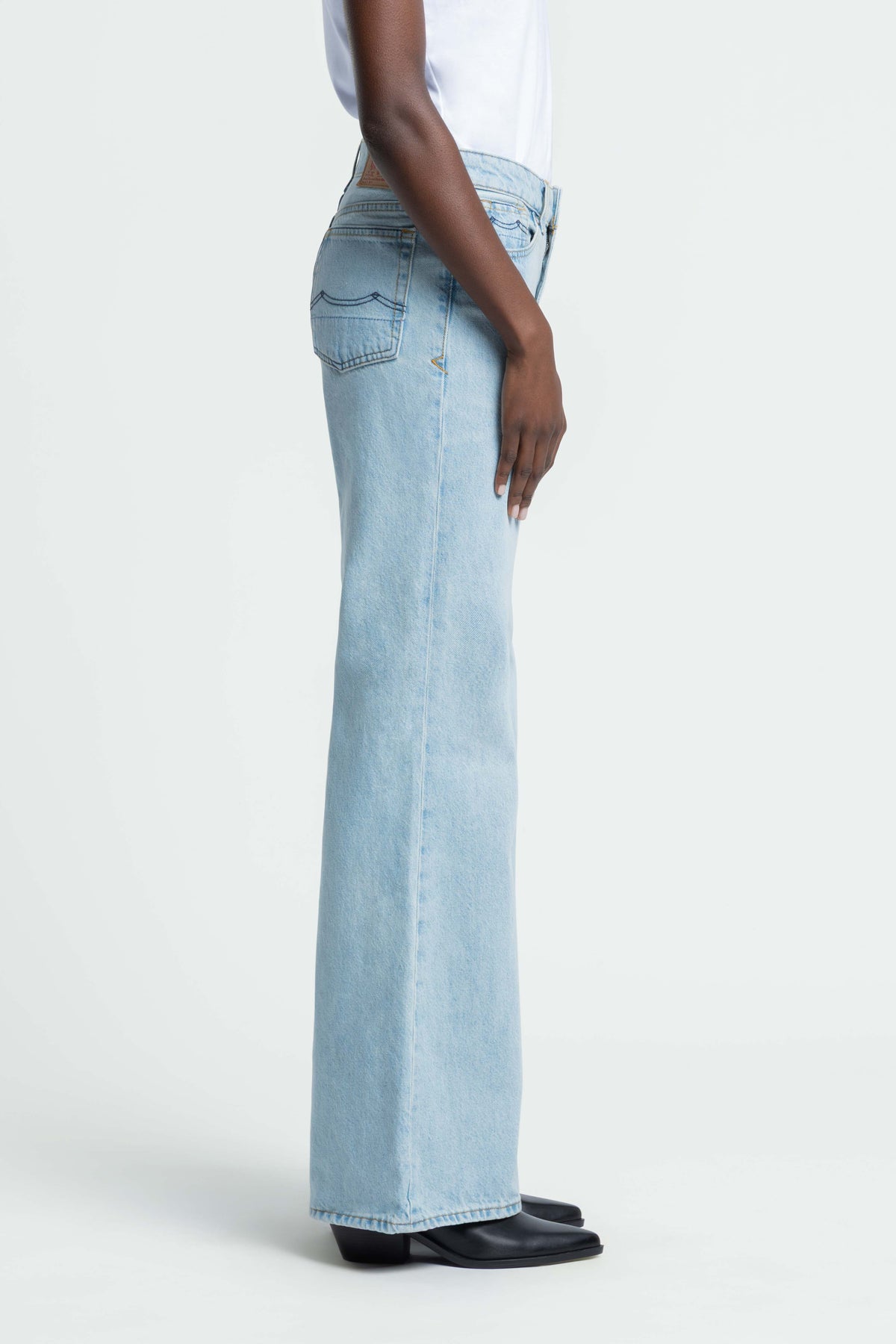 JANE | BLUE REEF SUPER LIGHT USED