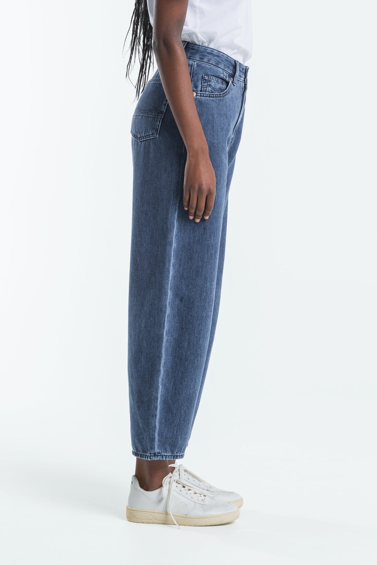 LEILA | ALEX DARK WORN