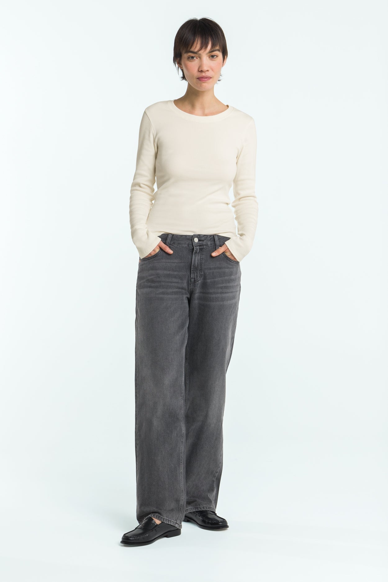 JOAN | PONY BLACK OD BLACK - Kings Of Indigo