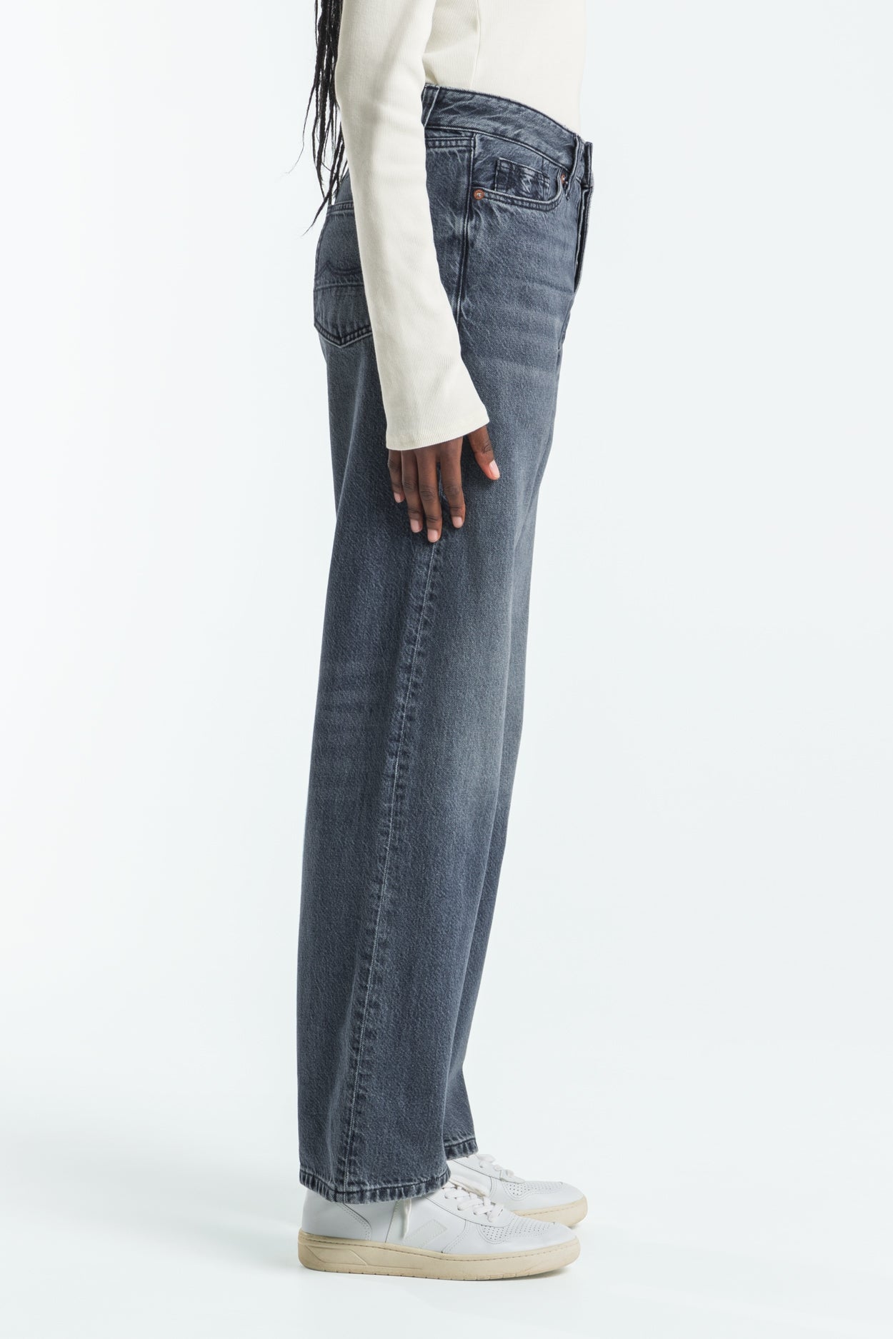 NOAH | JIM WHALE BLUE - Kings Of Indigo