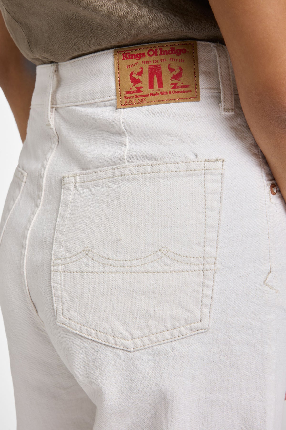 LEILA | AMSTERDAM UNDYED