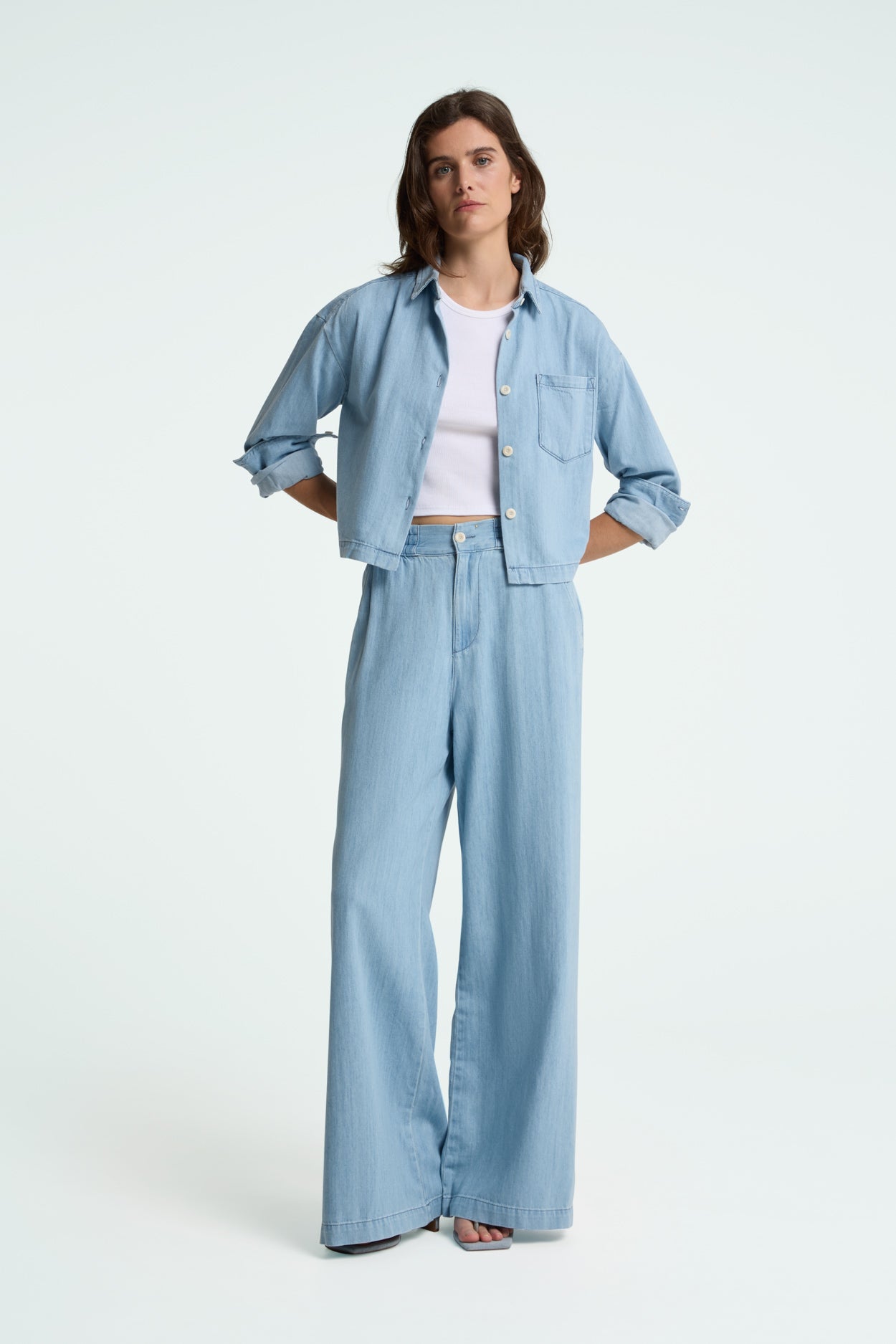 LILIAN | ALABAMA SUPER LIGHT