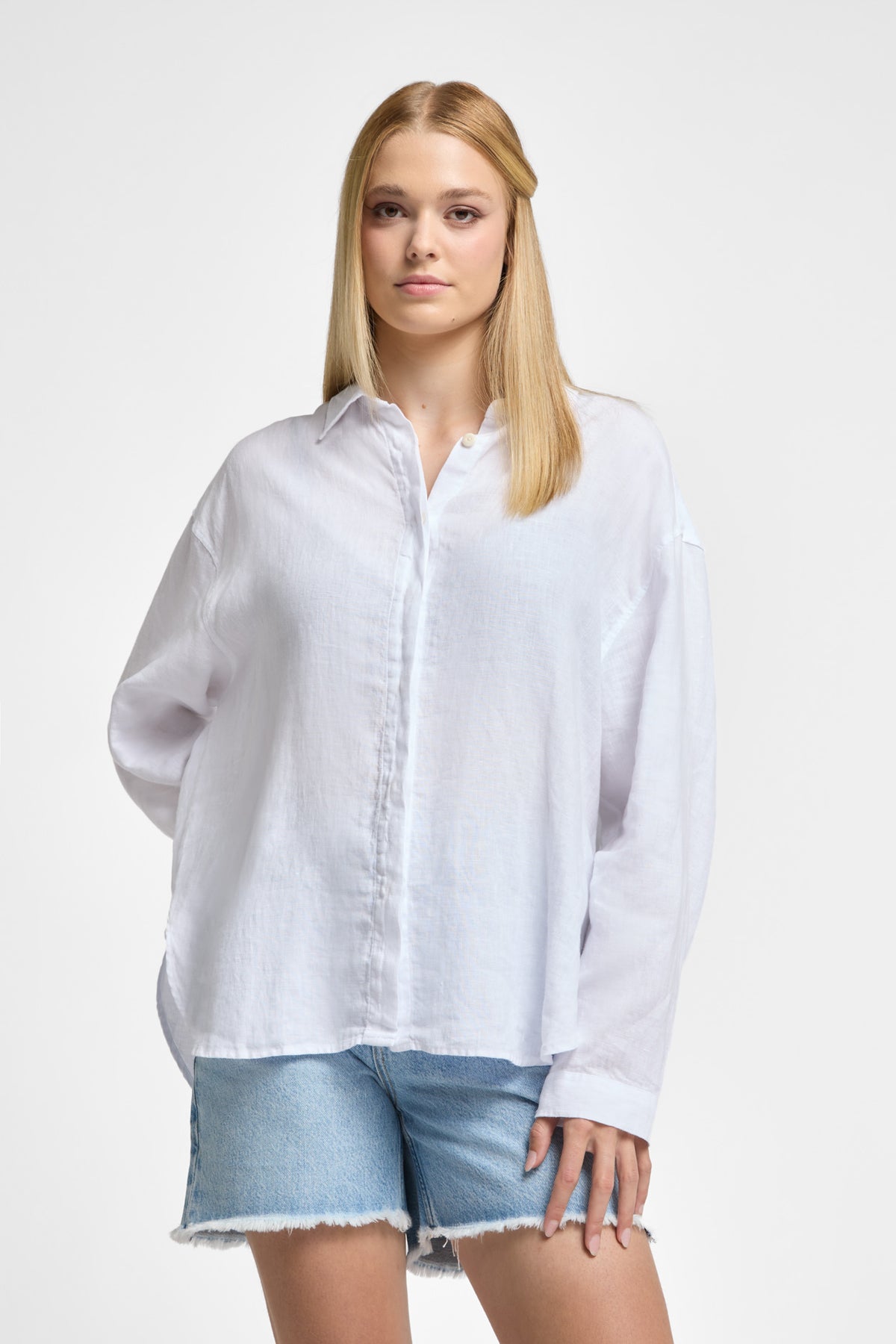 HELEN | OPTICAL WHITE