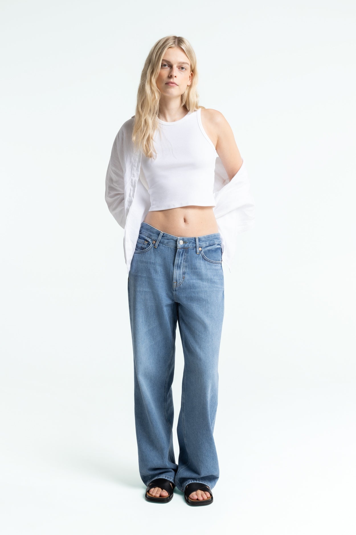 HELEN | OPTICAL WHITE