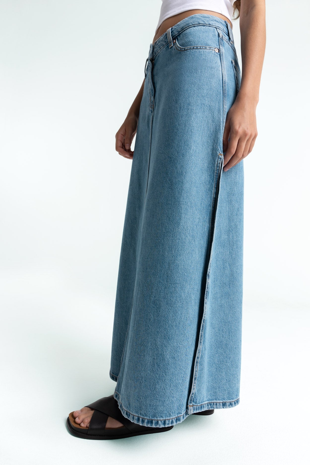 AMIRAH | BLUE REEF MID - Kings Of Indigo