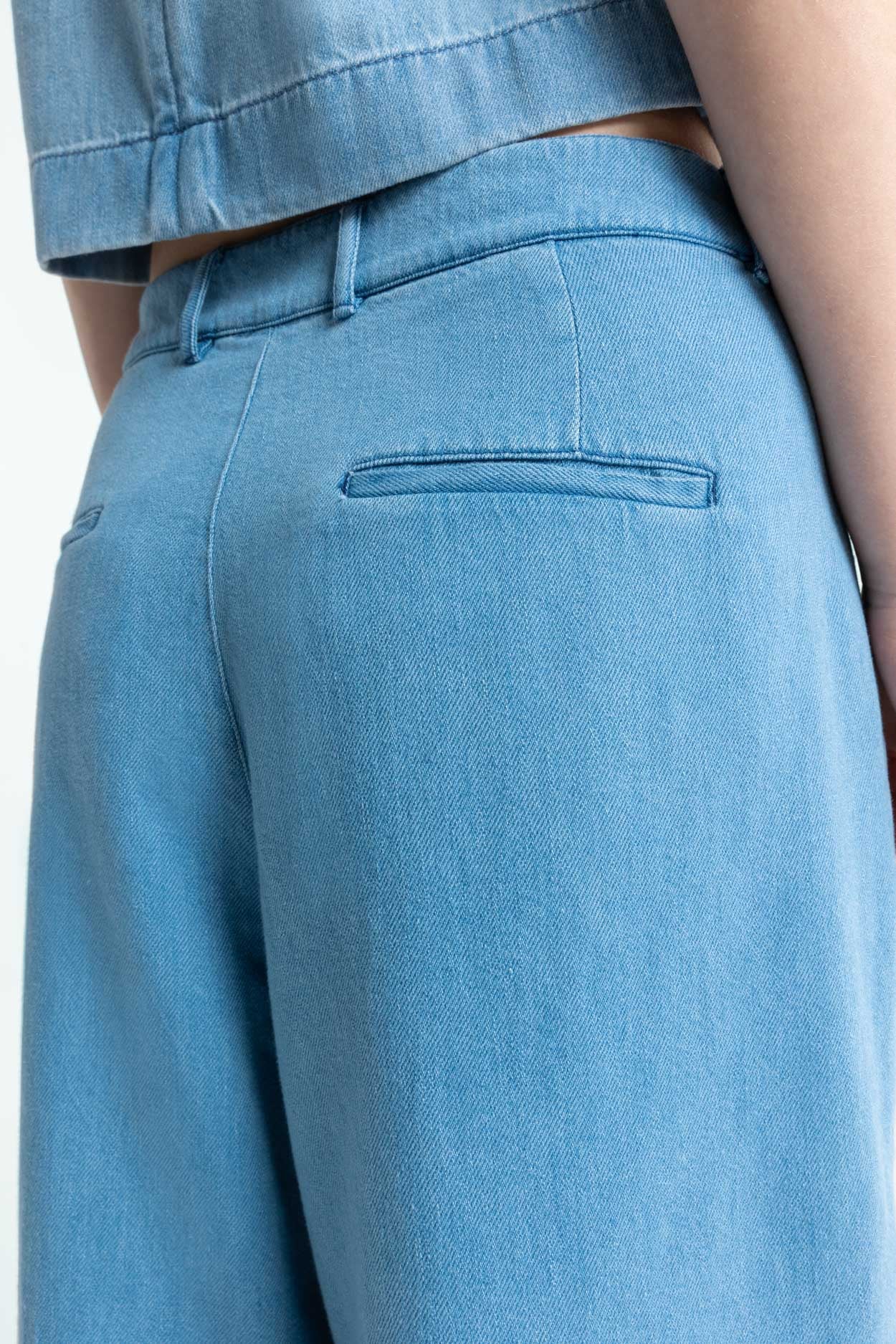 KRAL SHORT | QUENNELL LIGHT - Kings Of Indigo