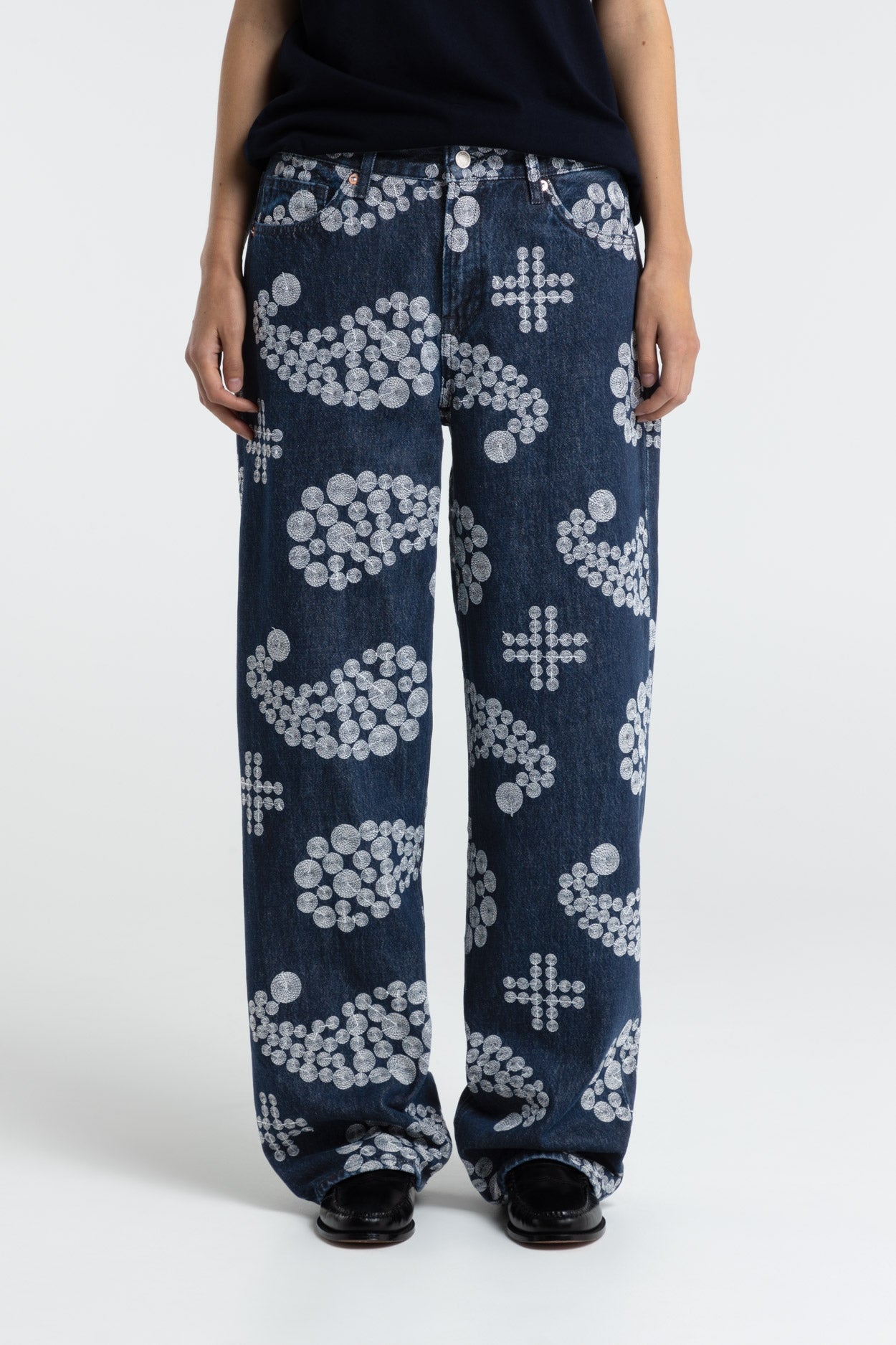 JOAN | EMBROIDERY DENIM