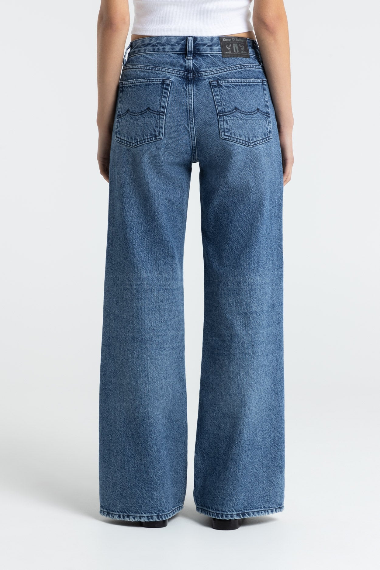 JANE | RECHANGE MID WORN