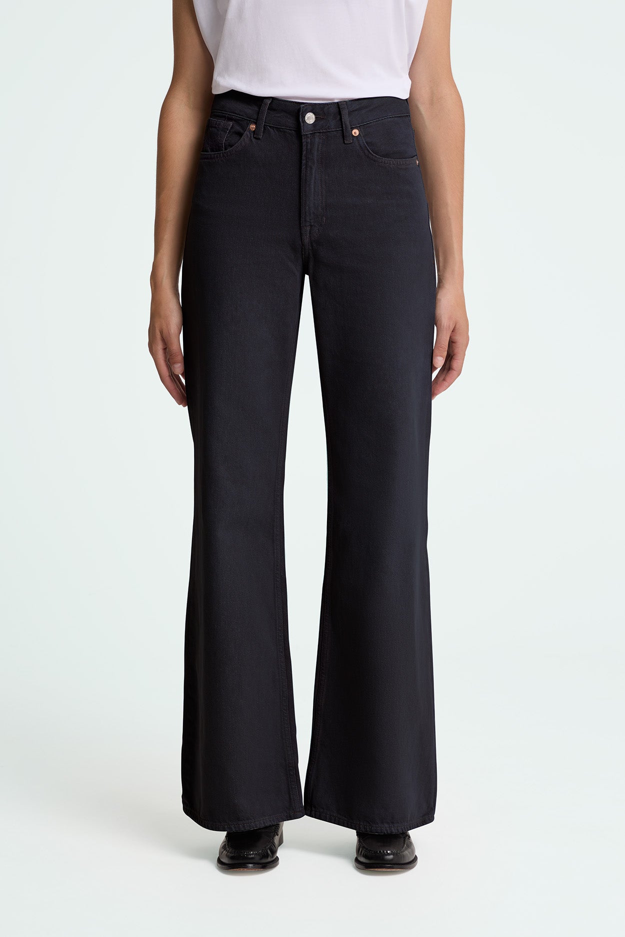 JANE | HOLO BLACK USED - Kings Of Indigo