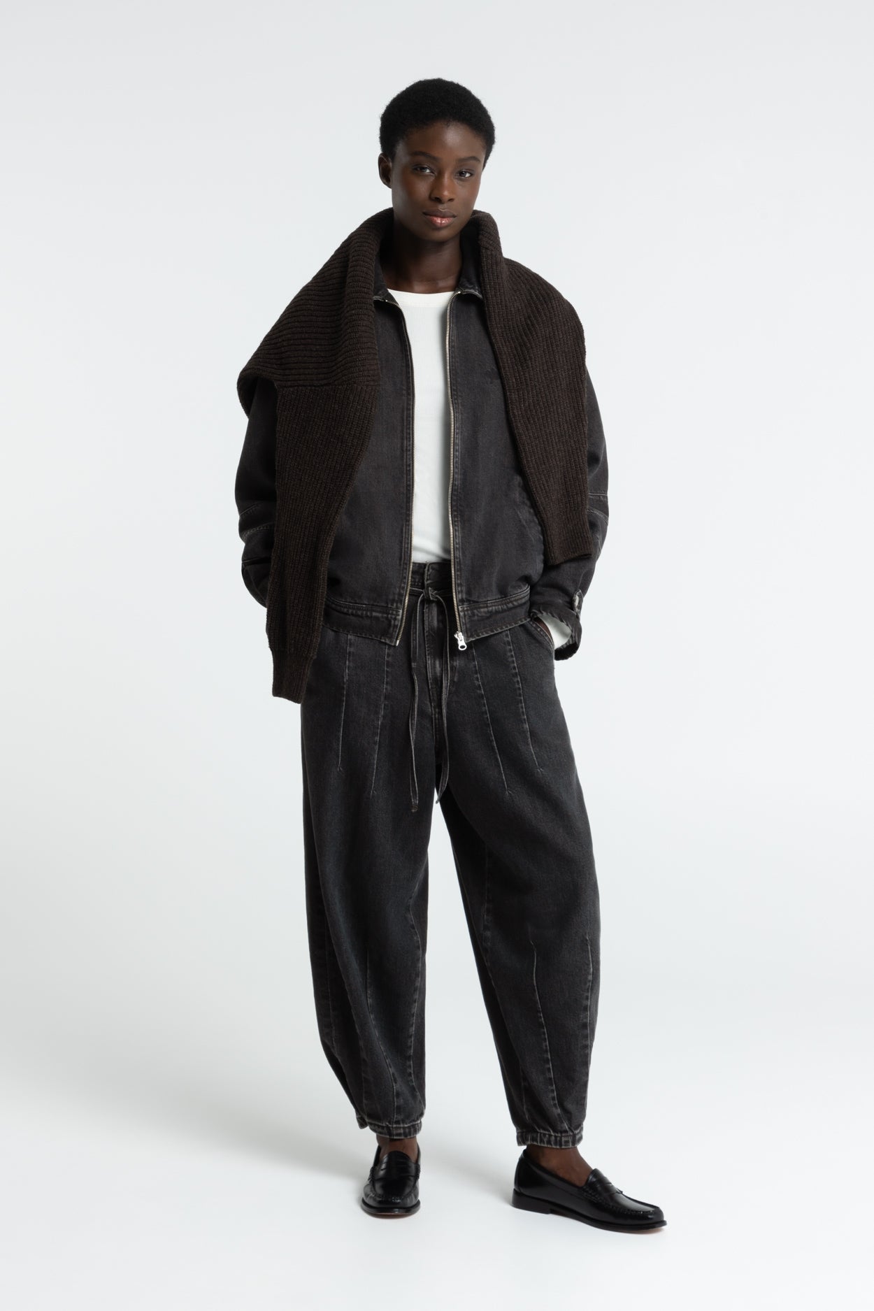 DEON | VILMA BROWN BLACK - Kings Of Indigo