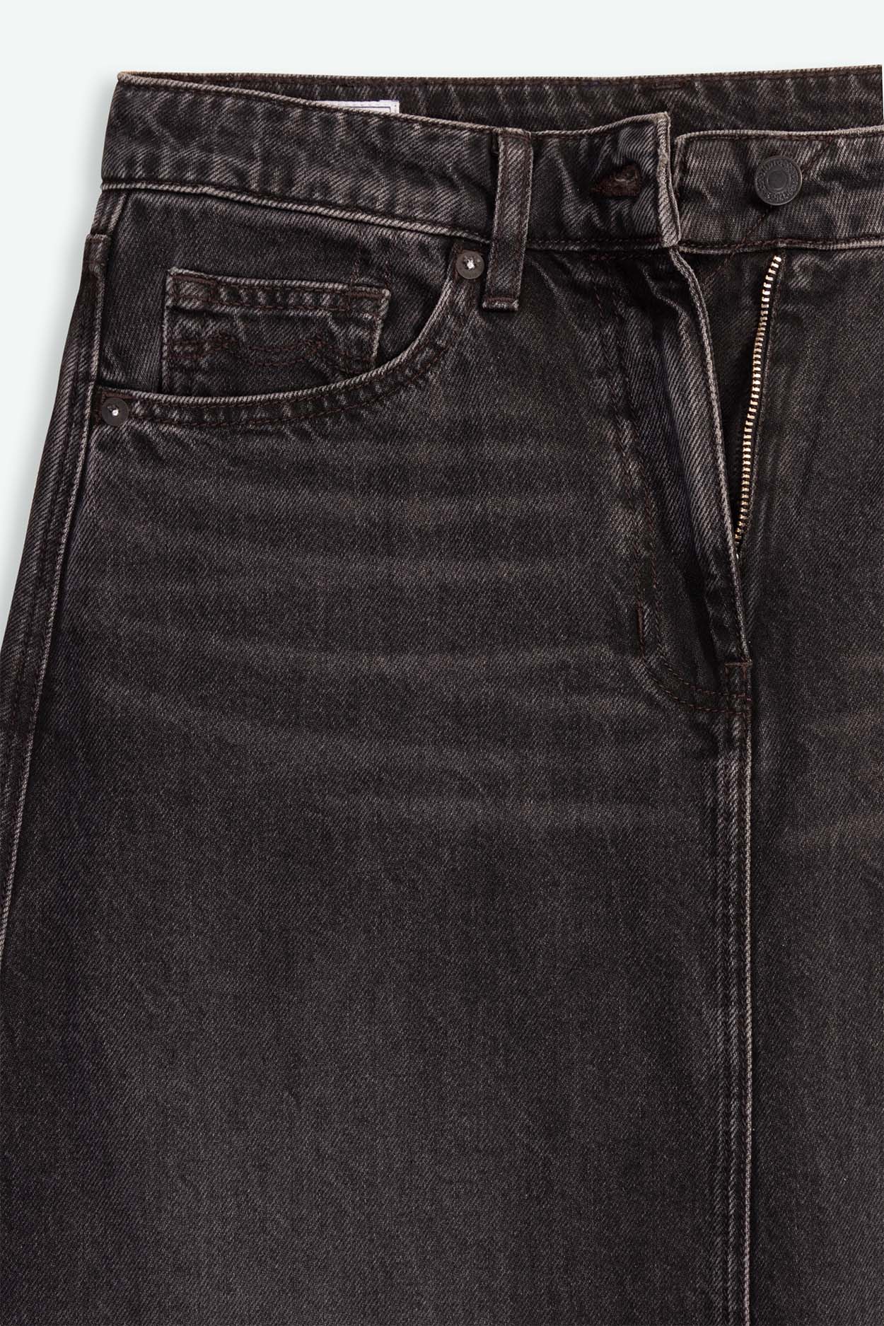 AMIRAH | VILMA BROWN BLACK WORN