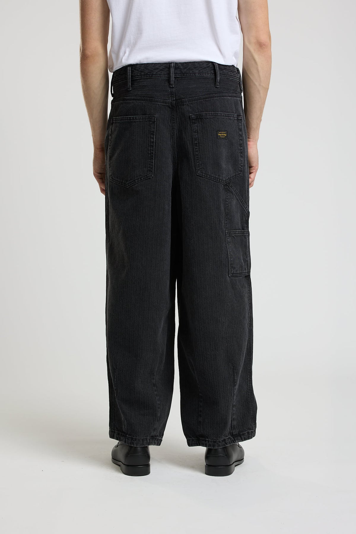 SABIUM | STRIPE BLACK WORN