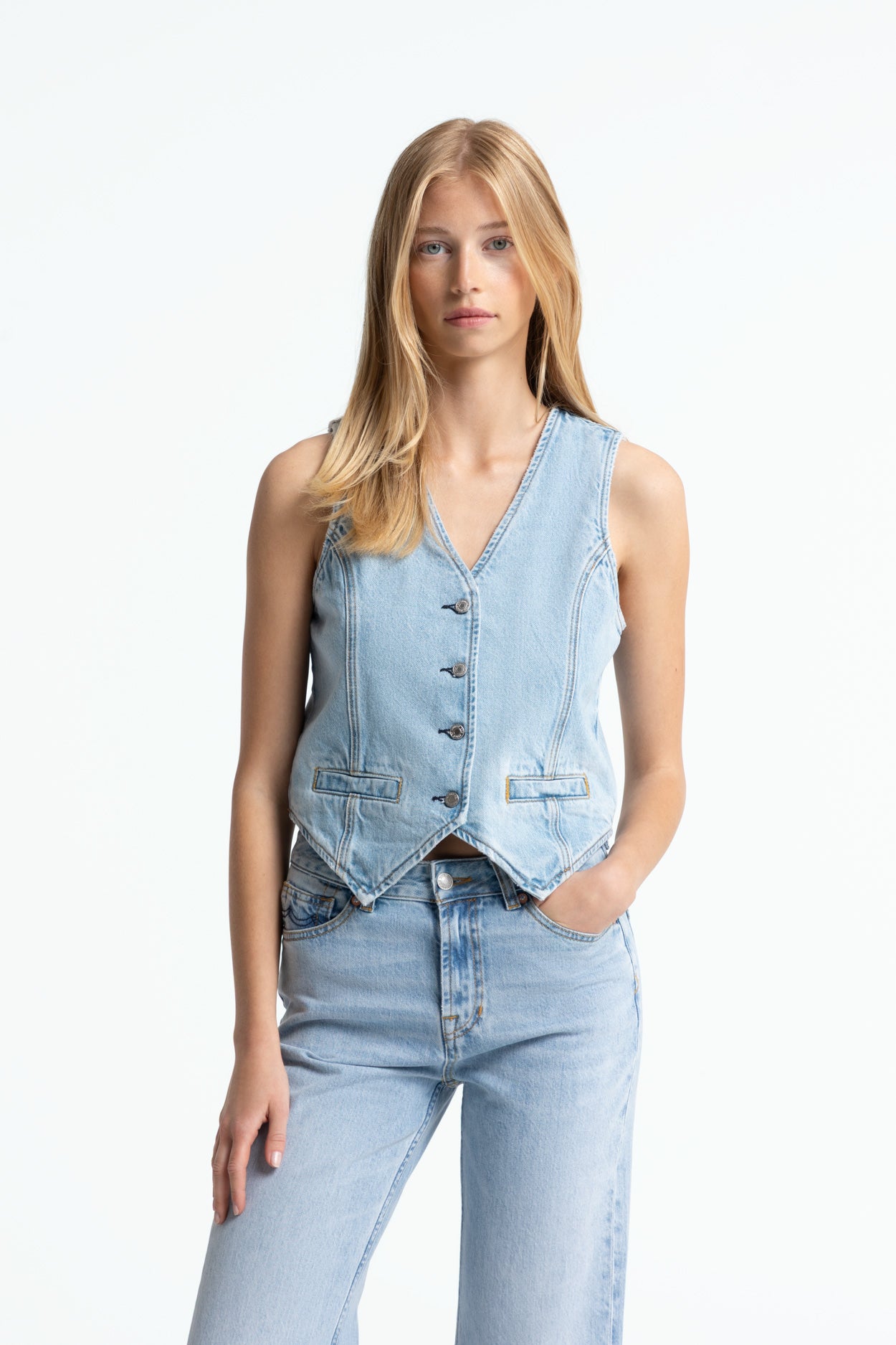 BRUNHELD | BLUE REEF SUPER LIGHT USED - Kings Of Indigo