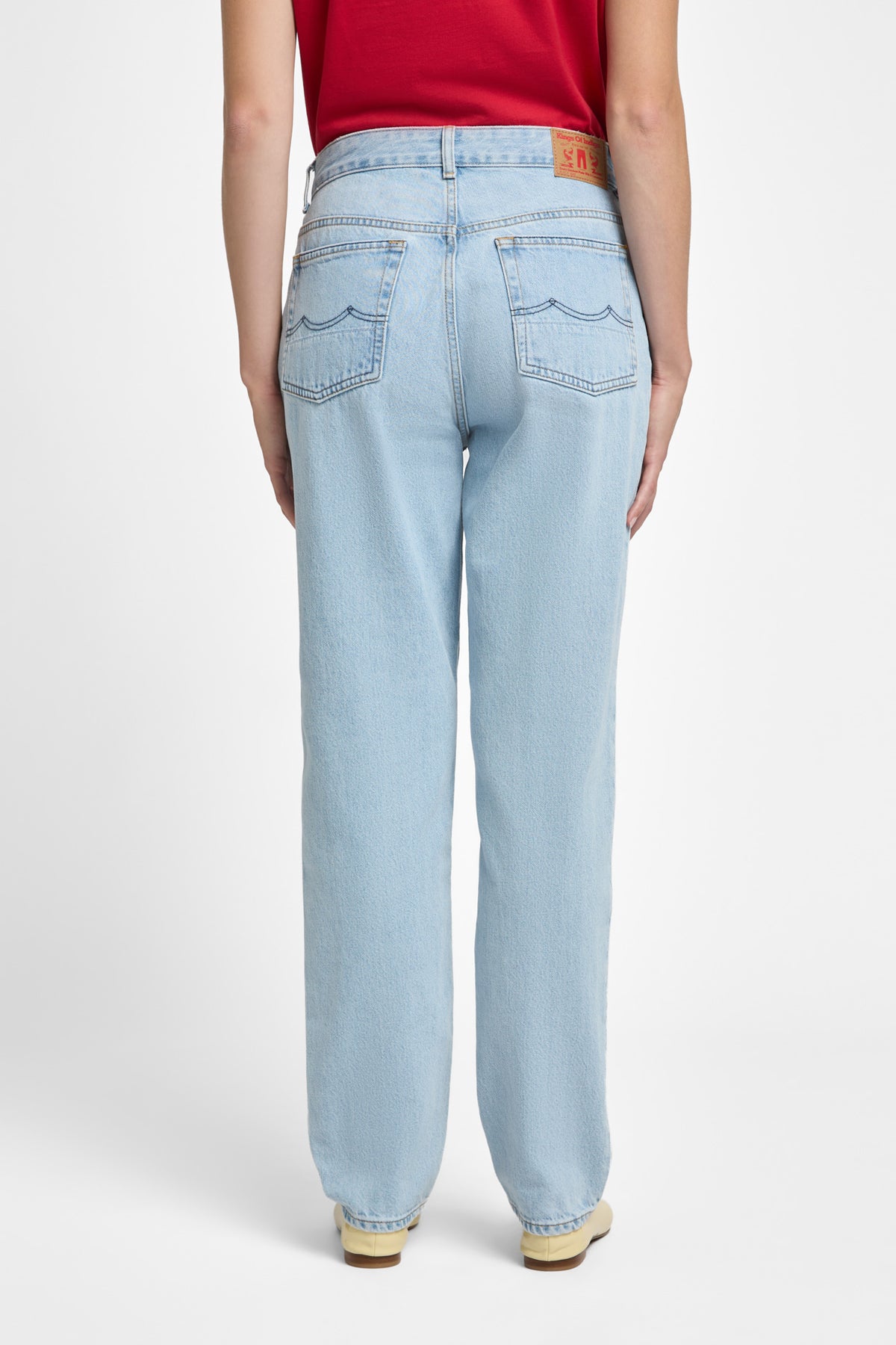 CAROLINE CROPPED | BLUE REEF SUPER LIGHT USED