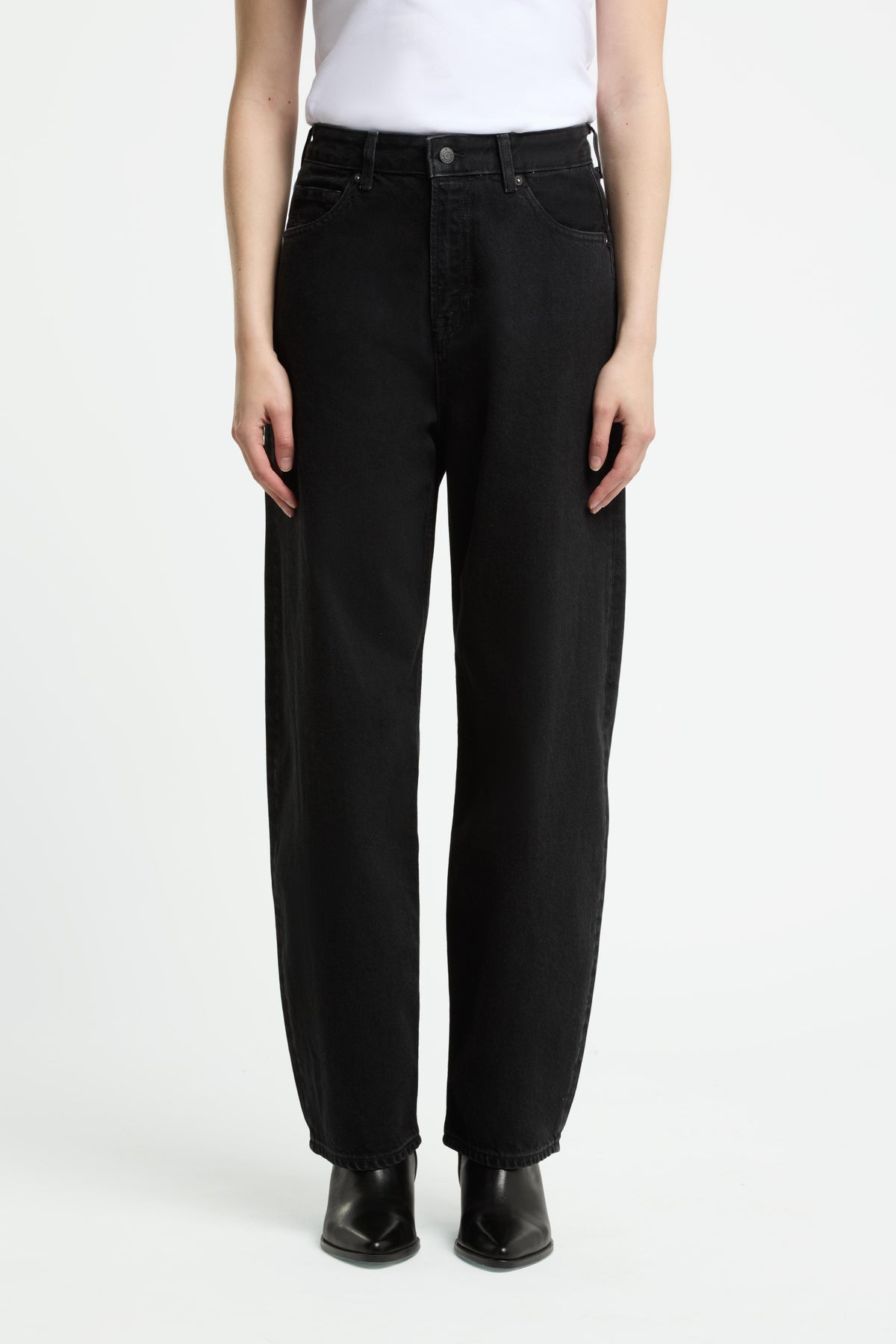 LEILA | HOLO BLACK USED