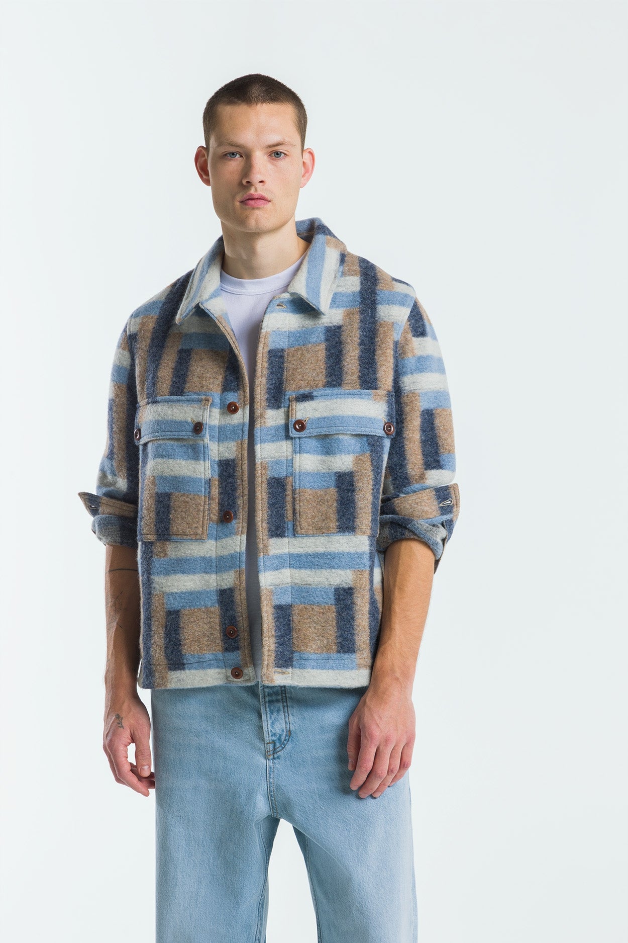 DONOVAN | SQUARE JACQUARD