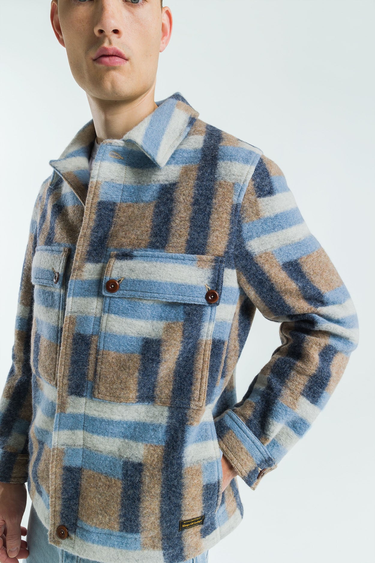 DONOVAN | SQUARE JACQUARD