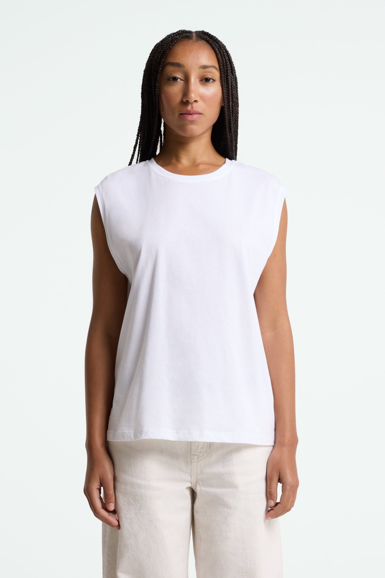 ARICIA | WHITE