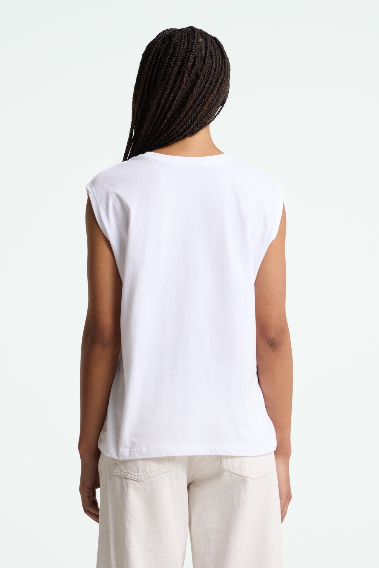 ARICIA | WHITE