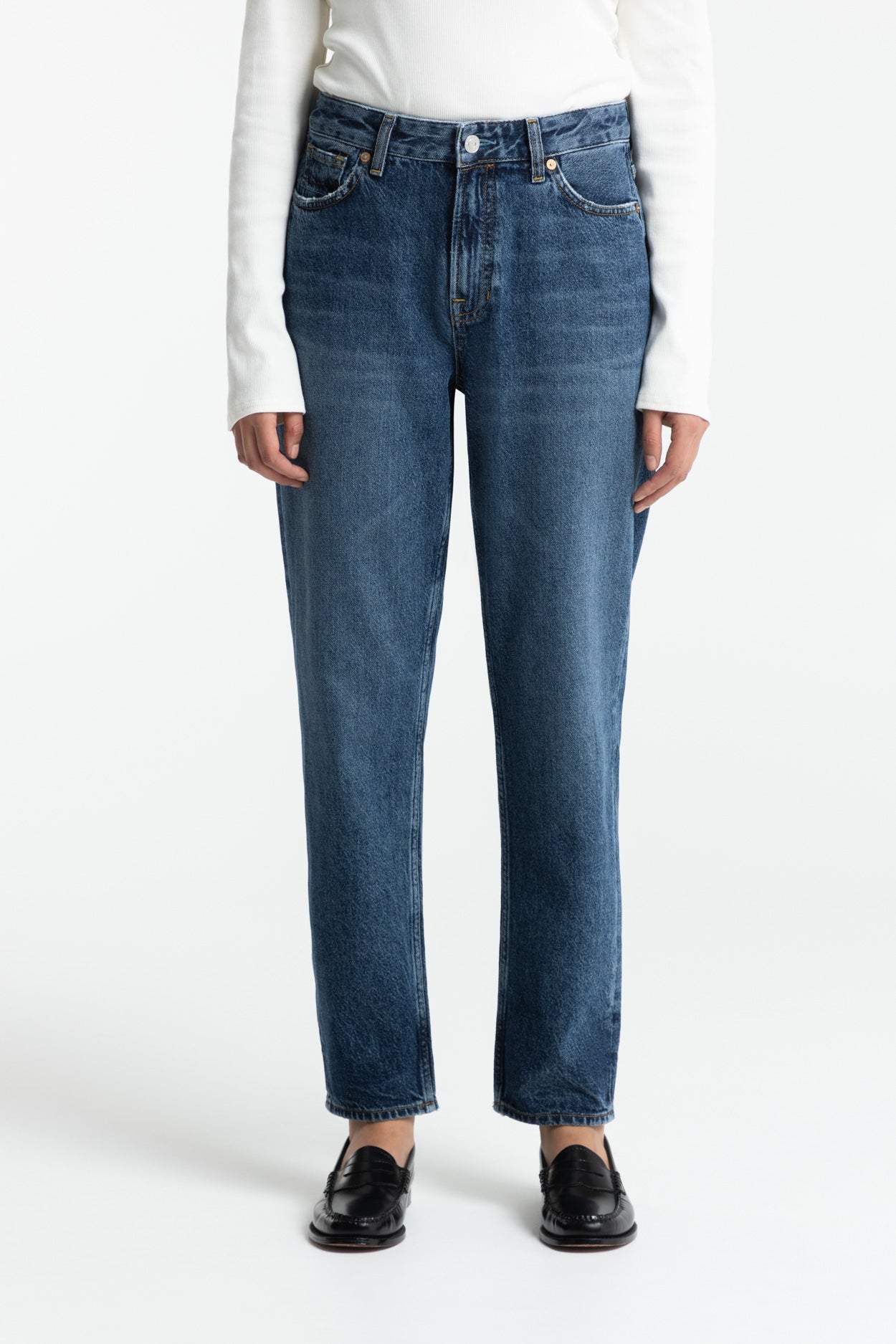 CAROLINE CROPPED | ZINTARE DARK WORN