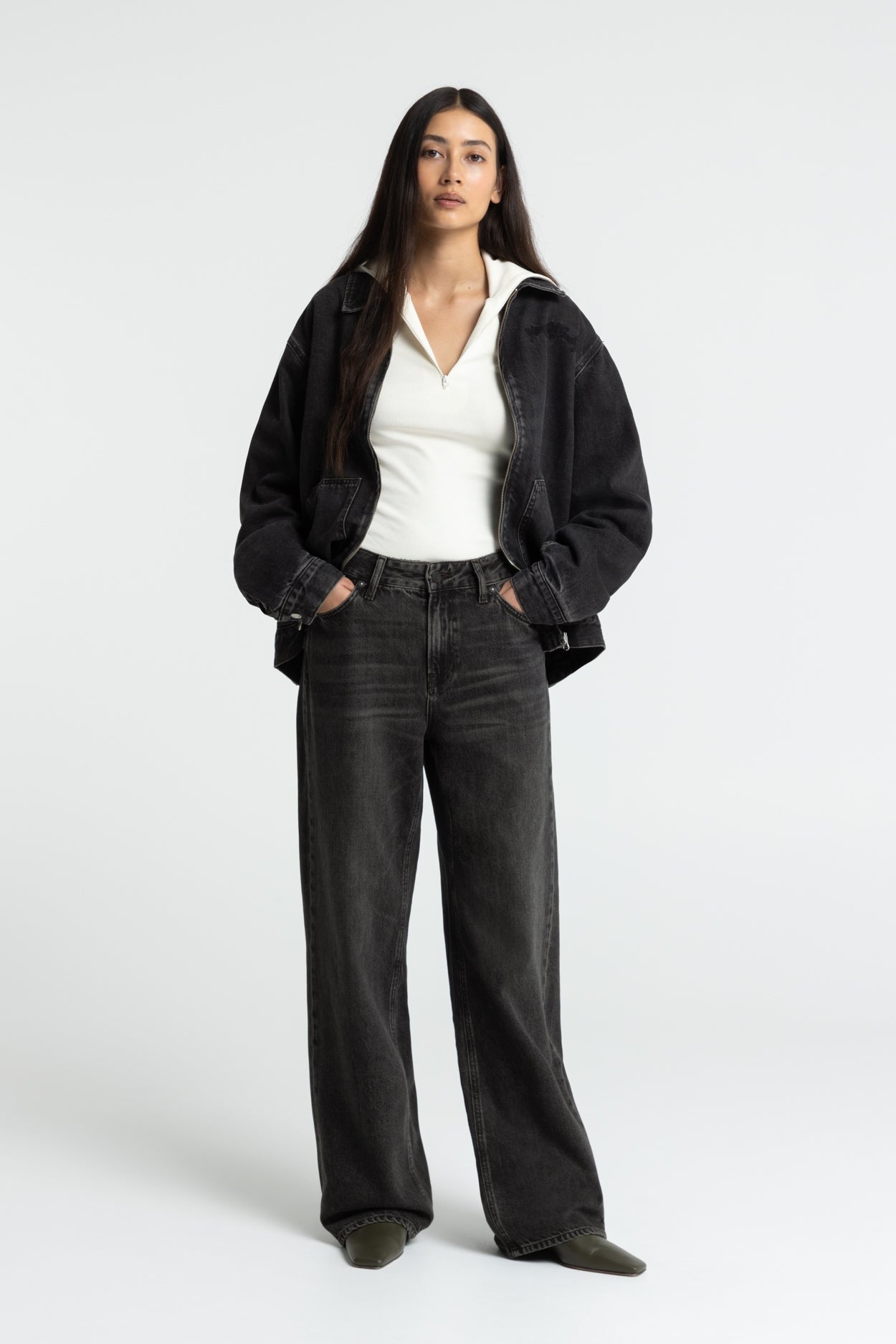JOAN | VILMA BROWN BLACK WORN