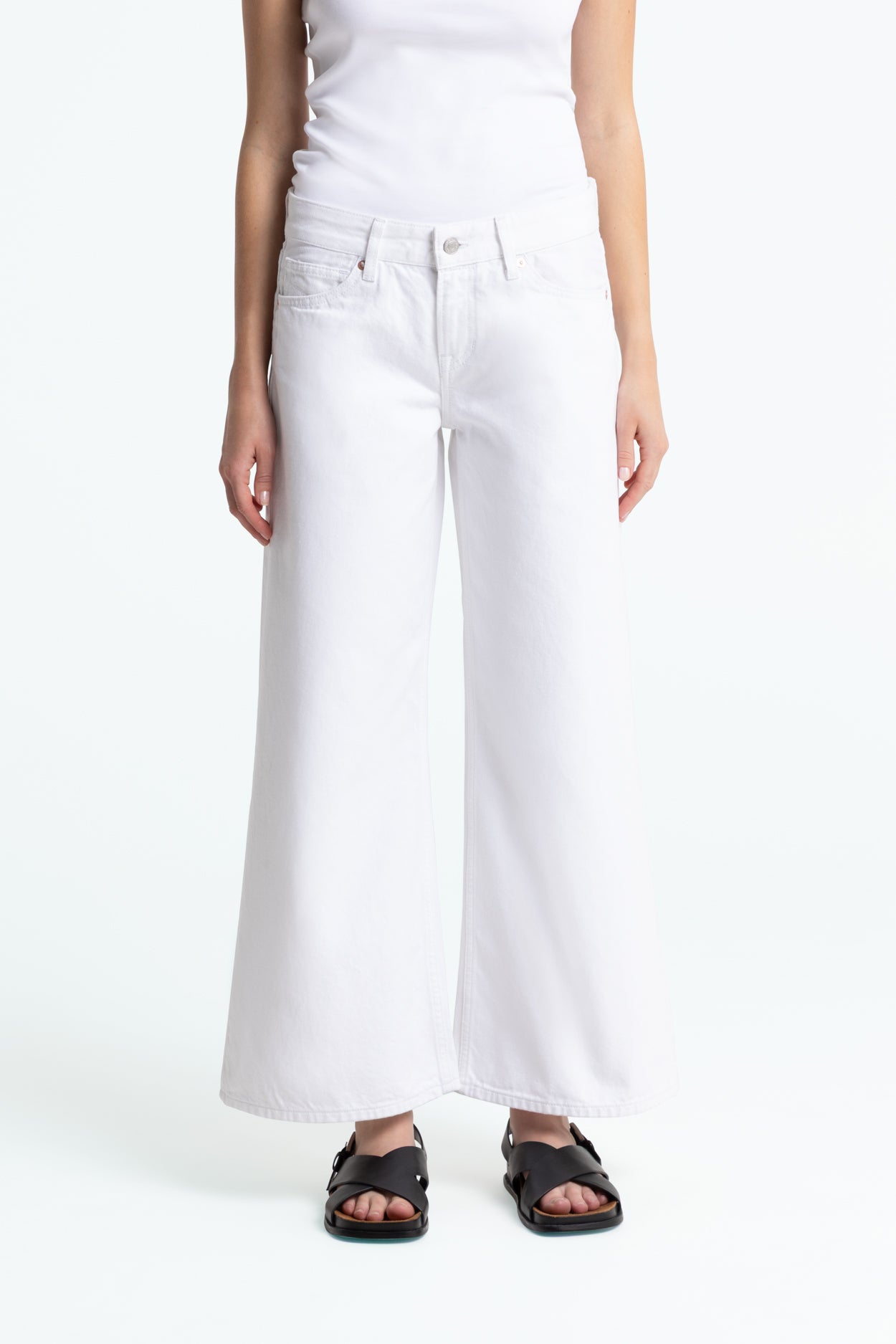 TANJA | DIOP OPTICAL WHITE - Kings Of Indigo