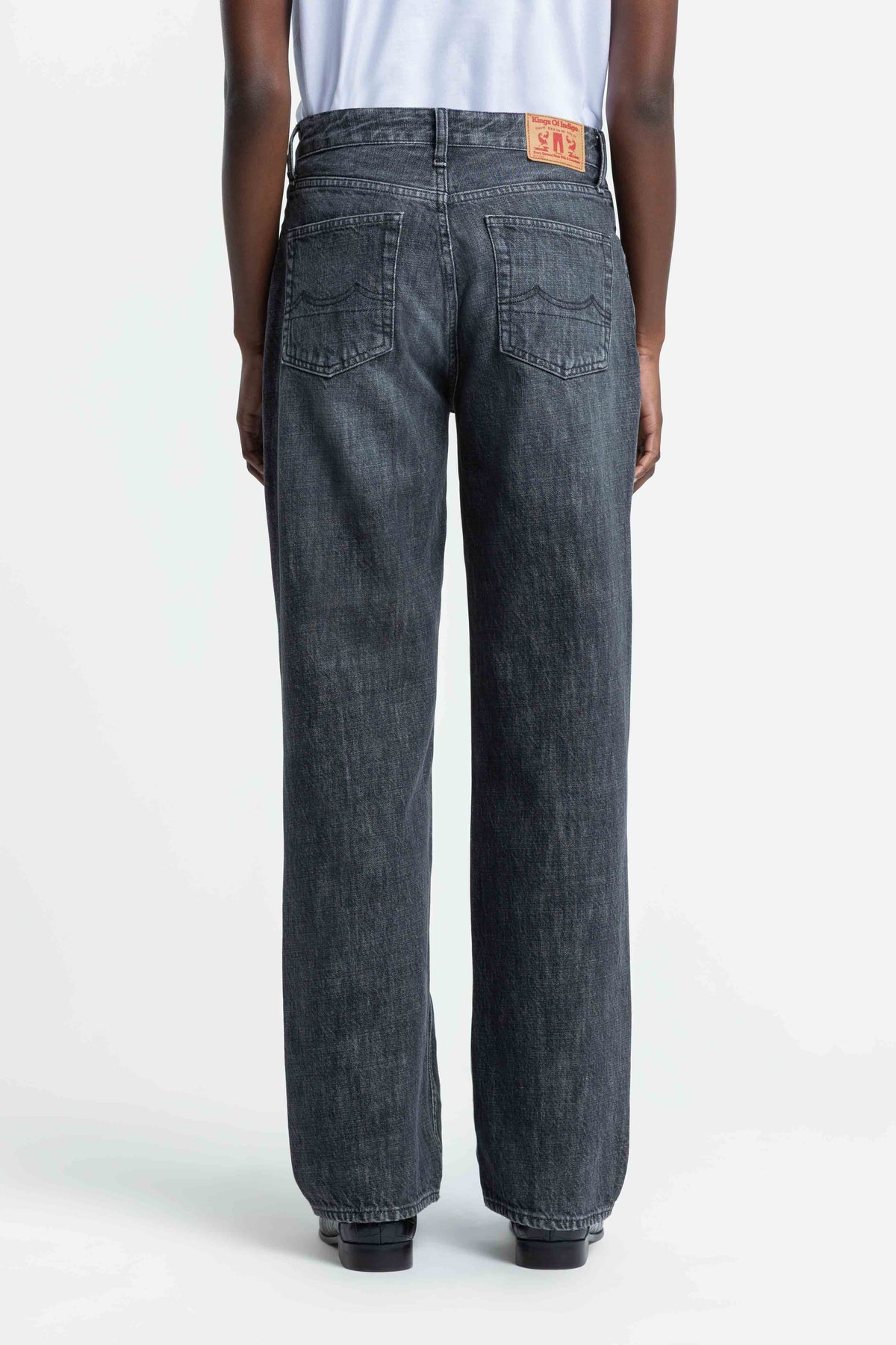 JOAN | CEKY BLACK WORN - Kings Of Indigo