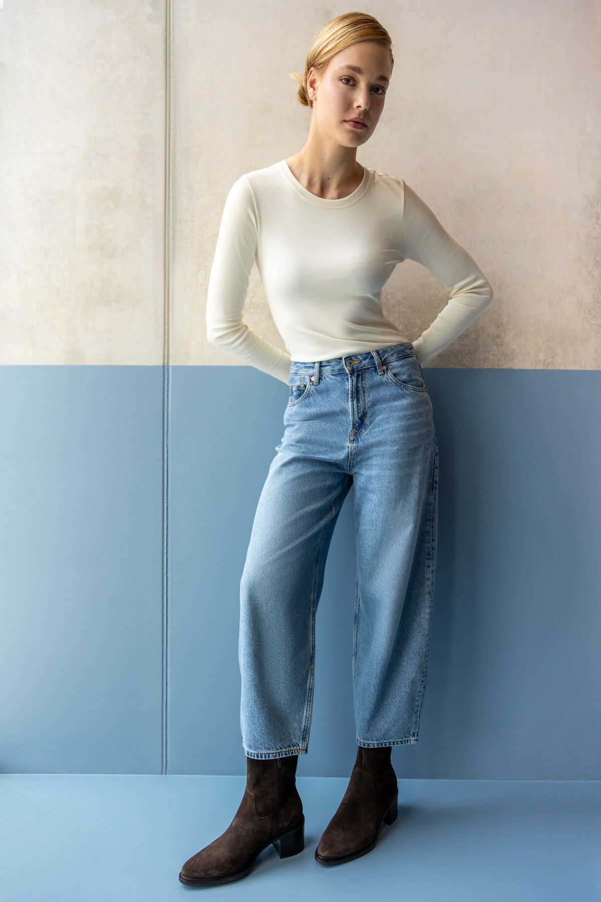 LEILA | CINDY LIGHT USED